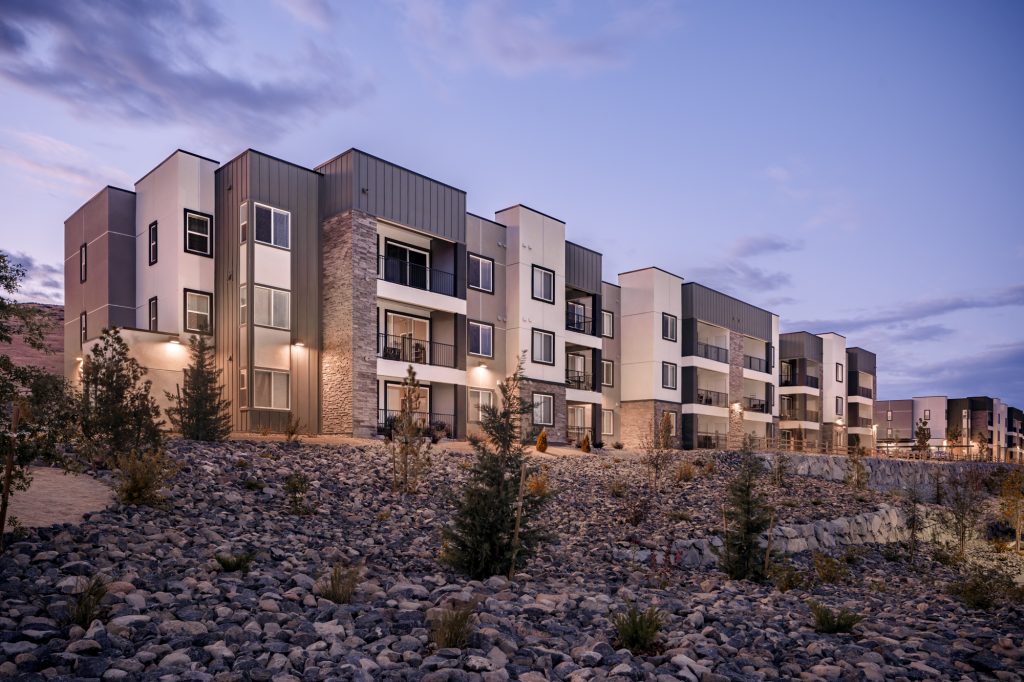 The Overlook at Keystone Canyon Apartments - Reno NV - Overlook Apartment Building